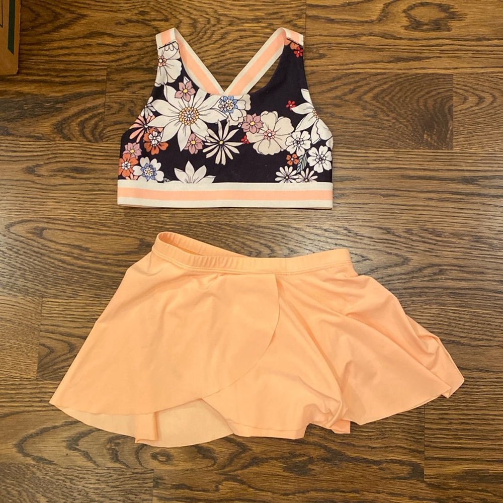 Cutie 2 piece set from Dicks Sporting Goods!